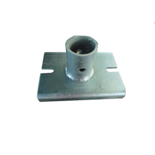 Accessori per strutture di puntellazione per ponteggi testa J/U